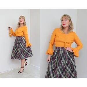 1940's Vintage Plaid Pleated Wool Skirt ~ Women's XS SM 27" Waist ~ Mid Length